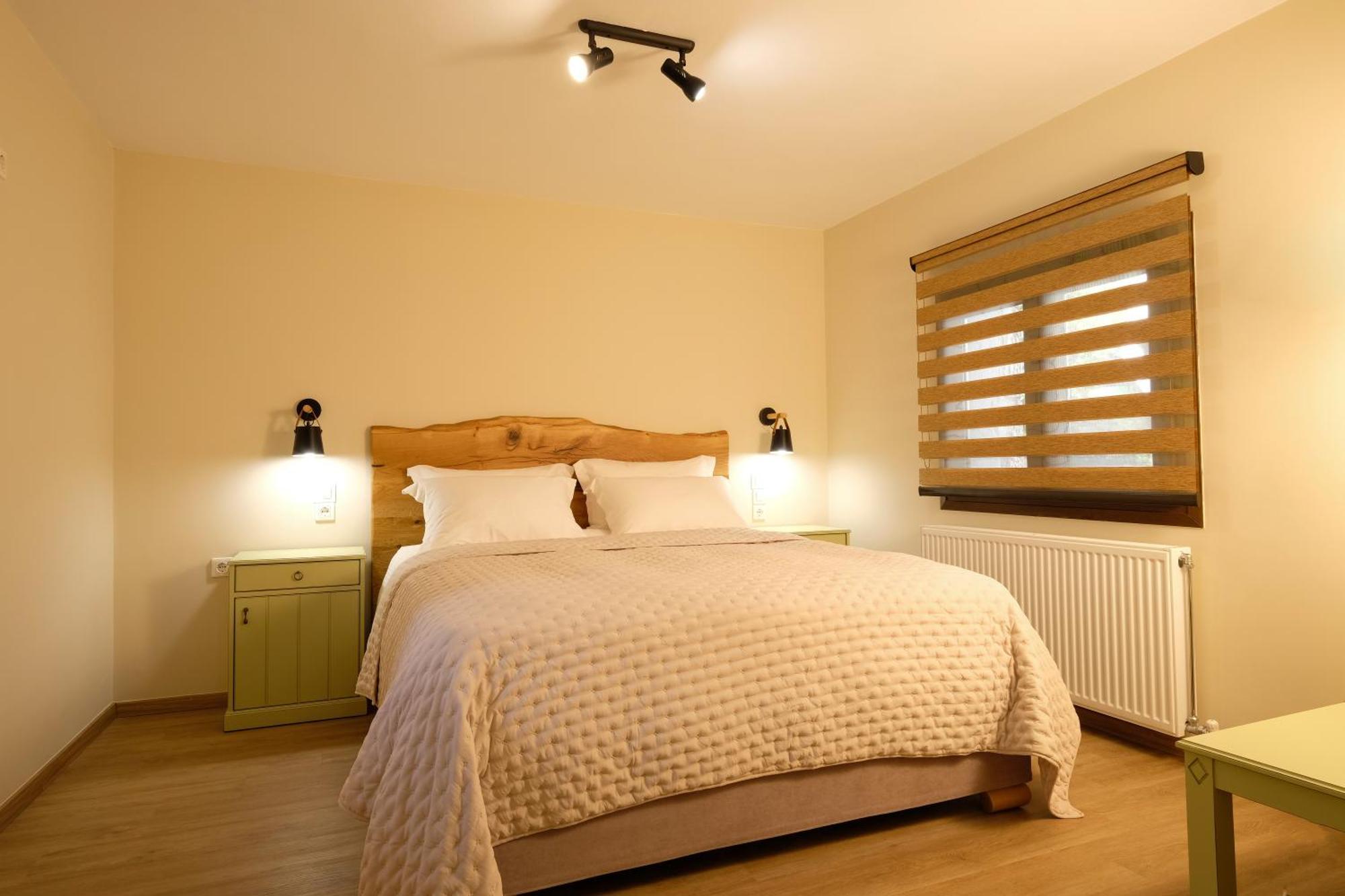 Dryas Guesthouse ポルドロソス エクステリア 写真
